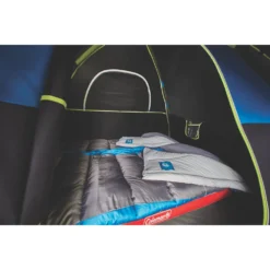 Coleman 4-Person Dark Room Sundome Tent -Camp To Explore Shop 2000032253 coleman dark room tent 4p interior capacity with props green turquoise detail 1