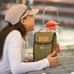 Coleman BANYAN SERIES™ Soft Cooler Lunchbox -Camp To Explore Shop Coleman LunchBag Banyan ATF7